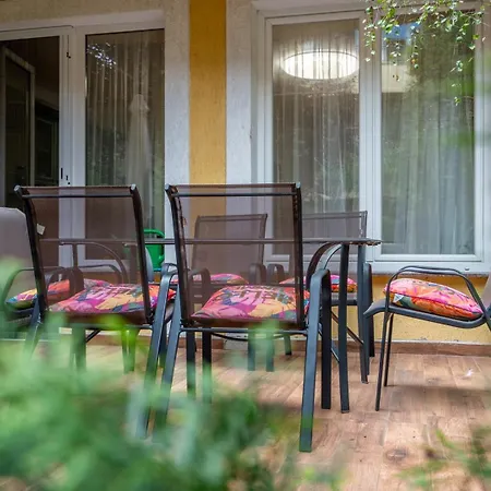 Spacious And Stylish 2bdrm Near Tokuda Hospital