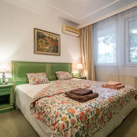 Spacious And Stylish 2bdrm Near Tokuda Hospital *