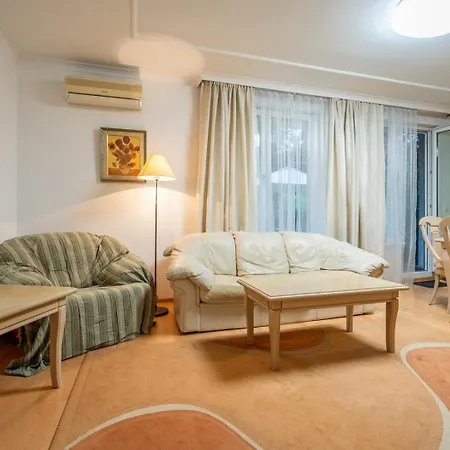 Spacious And Stylish 2bdrm Near Tokuda Hospital Sofia